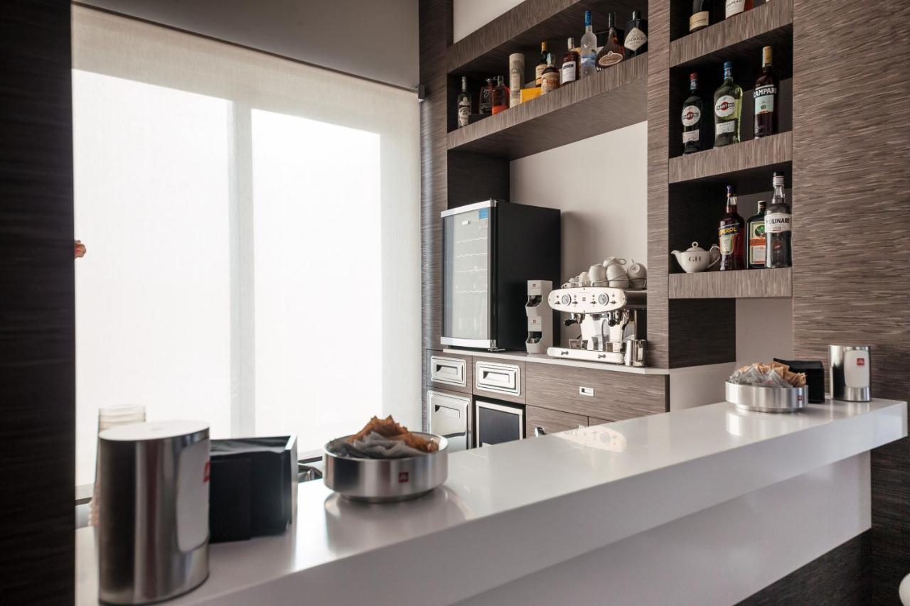 Grieco Business & Spa Hotel Cerignola Bagian luar foto
