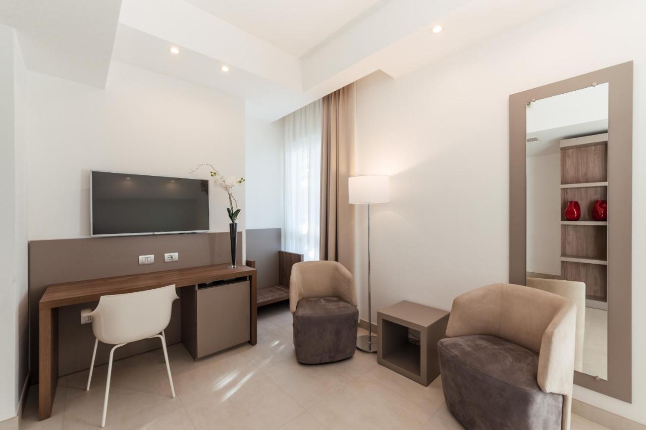 Grieco Business & Spa Hotel Cerignola Bagian luar foto