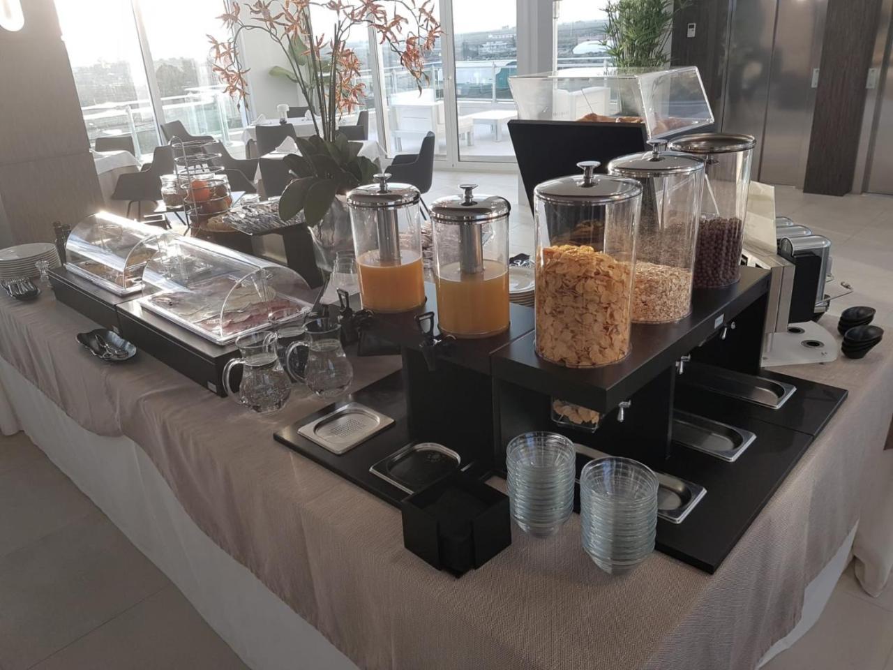 Grieco Business & Spa Hotel Cerignola Bagian luar foto